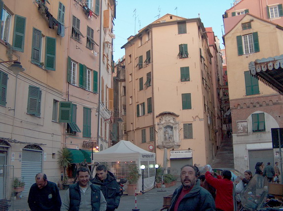 Caldarroste a Genova rione Carmine_4
