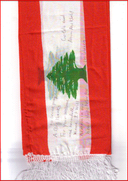 un-omaggio-dei-concorrenti-libanesi-al-gruppo-animazione-varazze-genova-pesto-2008.GIF